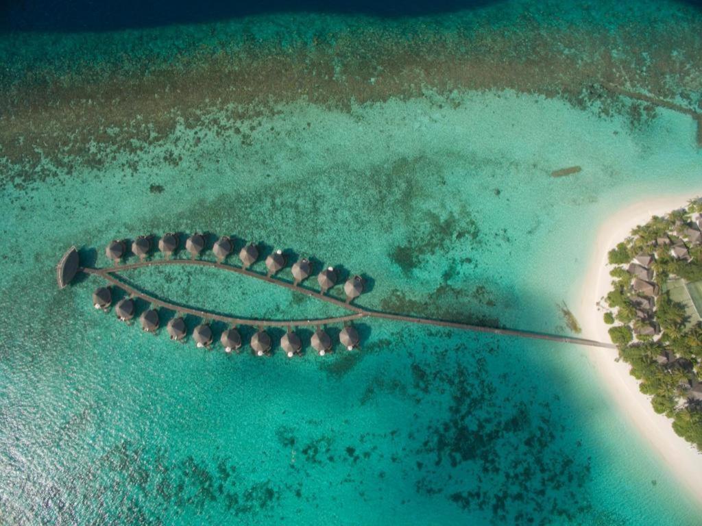Angaga Island Resort And Spa Екстер'єр фото