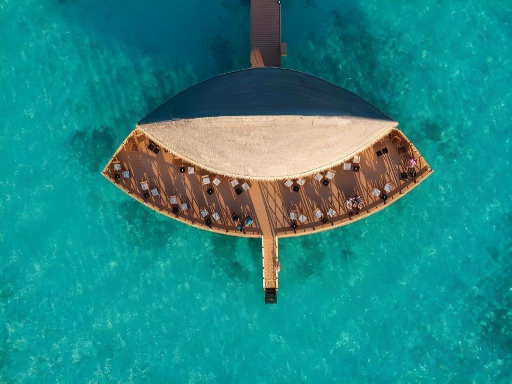 Angaga Island Resort And Spa Екстер'єр фото