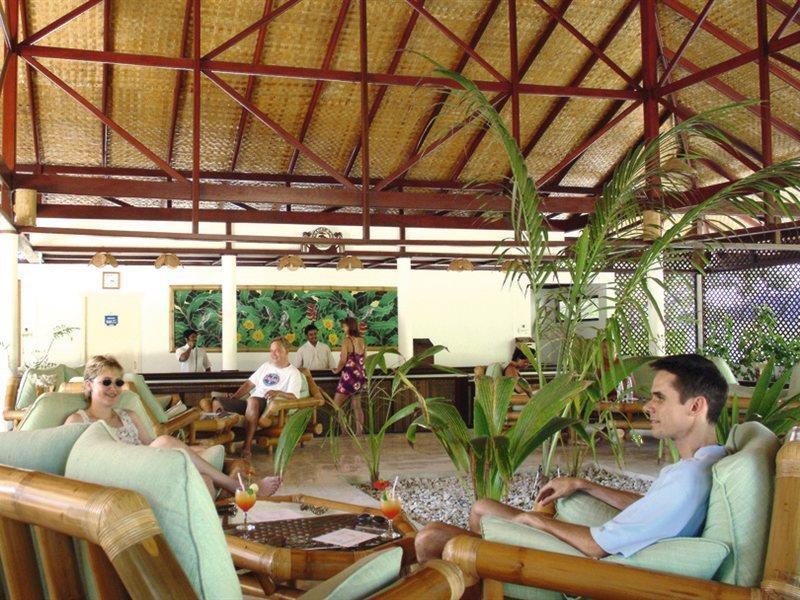 Angaga Island Resort And Spa Екстер'єр фото